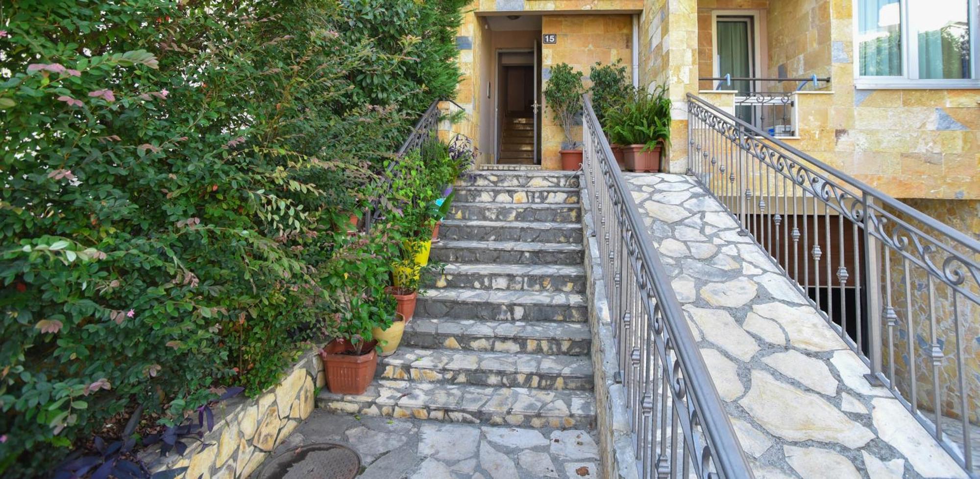 Apartment Golden Lavender Budva Bagian luar foto