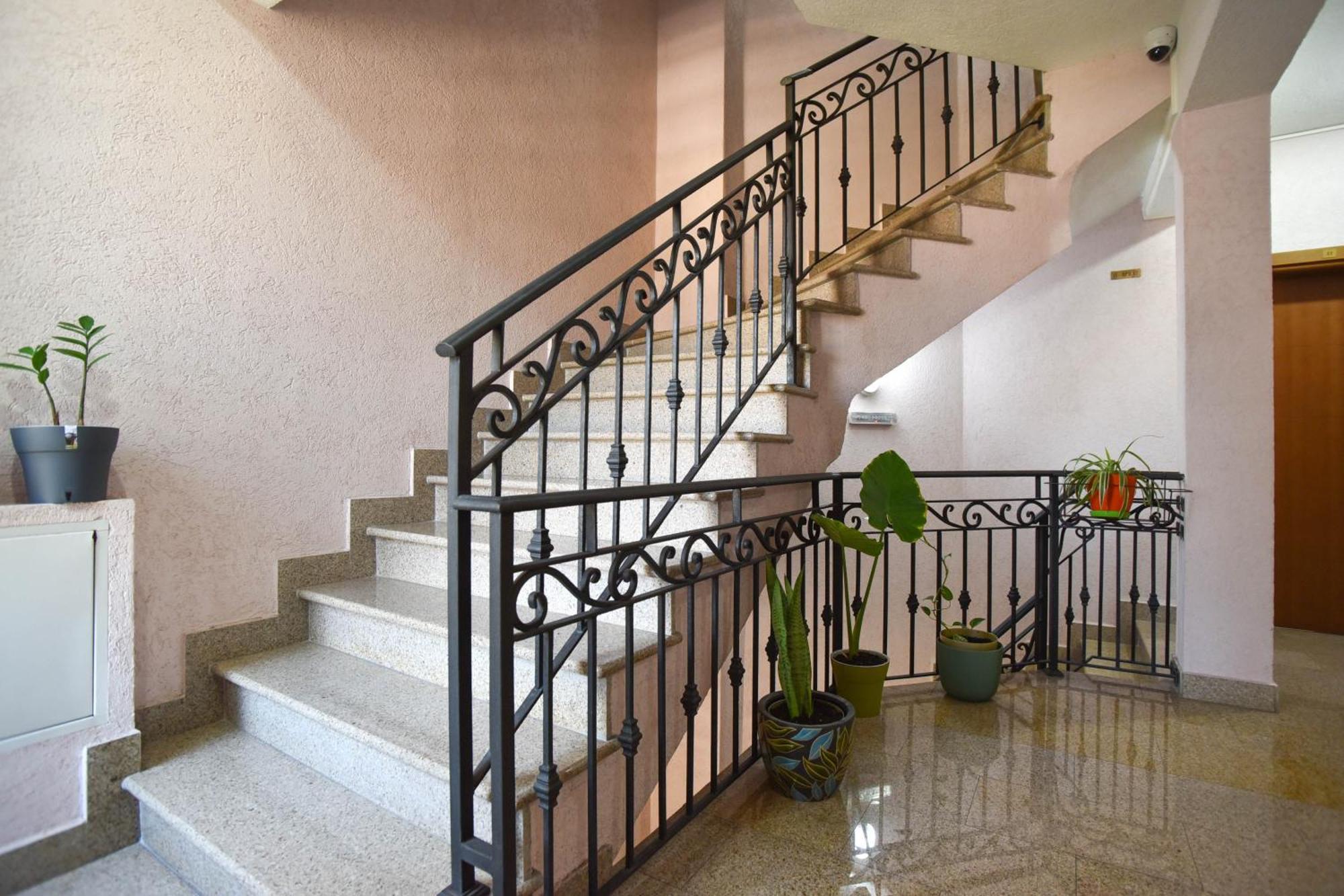 Apartment Golden Lavender Budva Bagian luar foto
